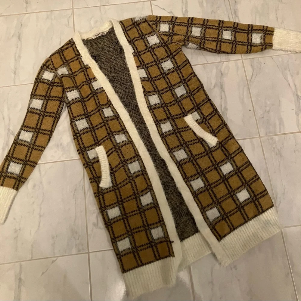 Dex brown cream white long cozy cardigan.  Pockets!  EUC! - Picture 2 of 6